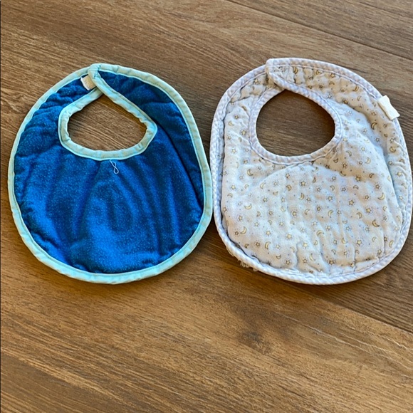 Vintage fabric bibs!  2!  Excellent condition - Picture 2 of 2
